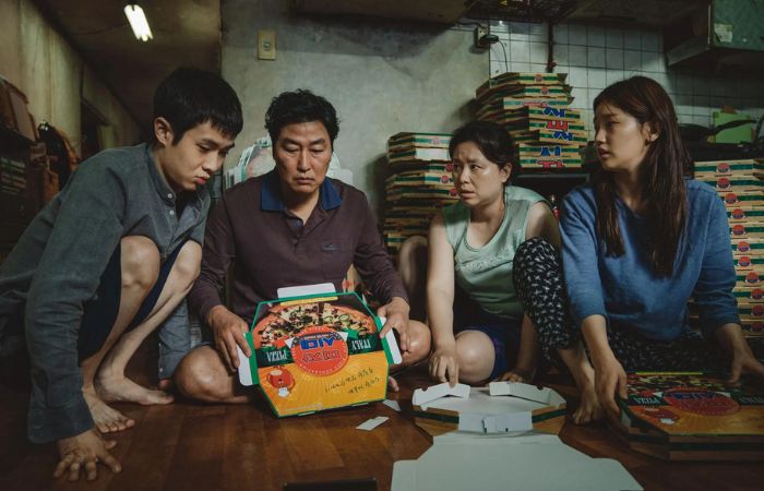 family of four in parasite