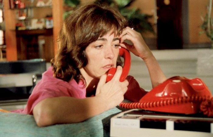 Women on the Verge of a Nervous Breakdown (1988)